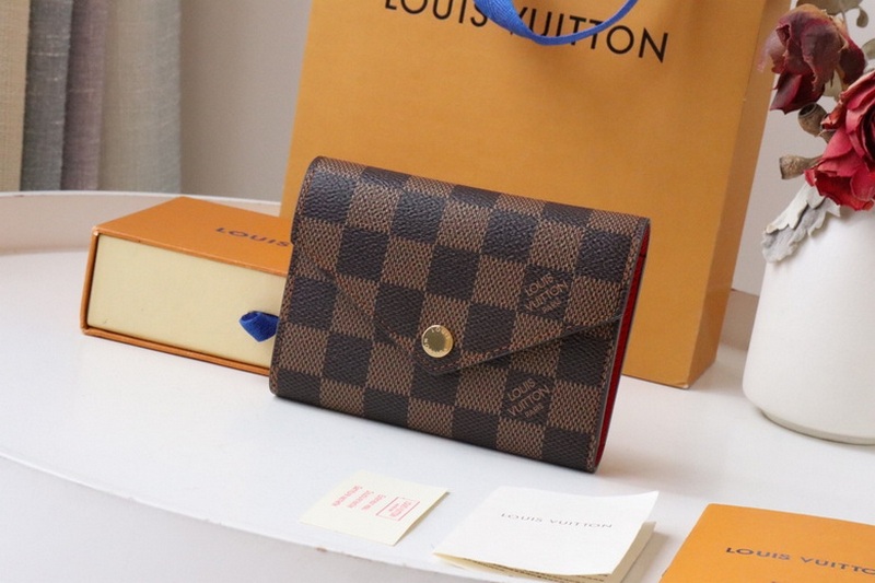 LV Wallets 21